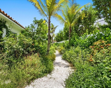3415 N Flagler Drive - Photo Thumbnail 47