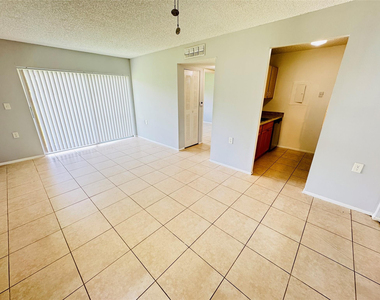 1101 N Benoist Farms Road - Photo Thumbnail 2