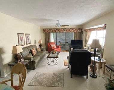 755 Saturn Street - Photo Thumbnail 6