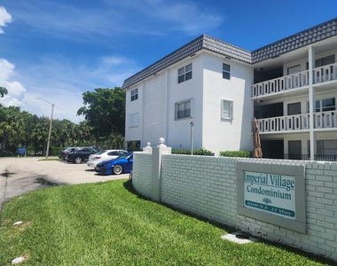 6200 Ne 22nd Way - Photo Thumbnail 1