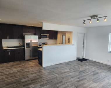 6200 Ne 22nd Way - Photo Thumbnail 29