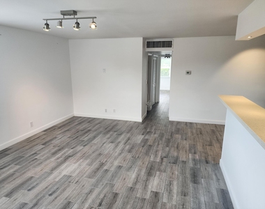 6200 Ne 22nd Way - Photo Thumbnail 18
