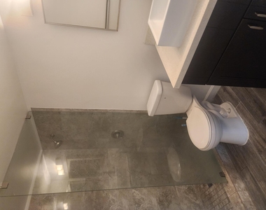 6200 Ne 22nd Way - Photo Thumbnail 12