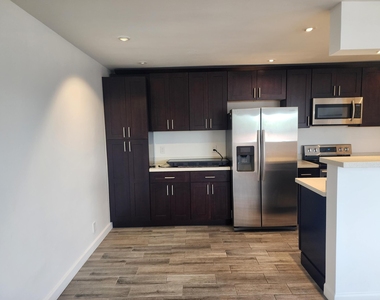 6200 Ne 22nd Way - Photo Thumbnail 28