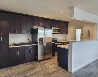6200 Ne 22nd Way - Photo Thumbnail 31