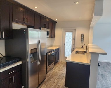 6200 Ne 22nd Way - Photo Thumbnail 30