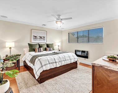 1970 Canterbury Circle - Photo Thumbnail 16