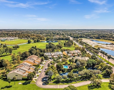 1970 Canterbury Circle - Photo Thumbnail 50