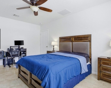 113 Se 3rd Avenue - Photo Thumbnail 1