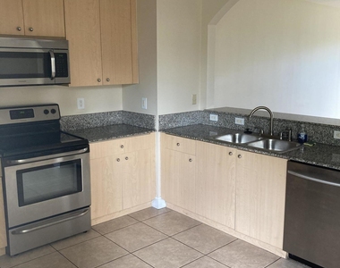 306 Nw 1st Street - Photo Thumbnail 16