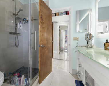 1516 Se 10th Street - Photo Thumbnail 15