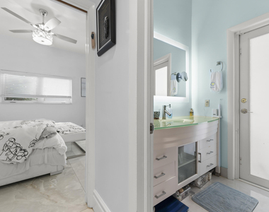 1516 Se 10th Street - Photo Thumbnail 44