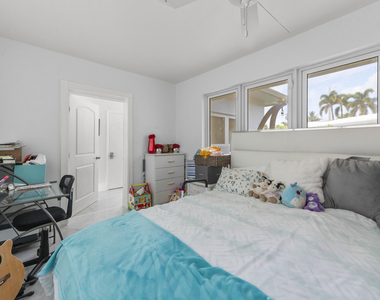 1516 Se 10th Street - Photo Thumbnail 22