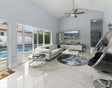 1516 Se 10th Street - Photo Thumbnail 5