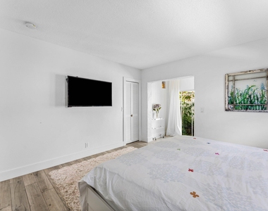 5505 N Ocean Boulevard - Photo Thumbnail 11