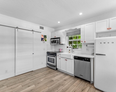 5505 N Ocean Boulevard - Photo Thumbnail 3