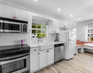 5505 N Ocean Boulevard - Photo Thumbnail 2