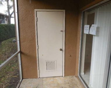8393 Royal Palm Boulevard - Photo Thumbnail 14