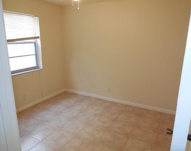 8393 Royal Palm Boulevard - Photo Thumbnail 22