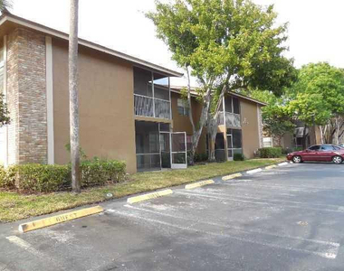 8393 Royal Palm Boulevard - Photo Thumbnail 18