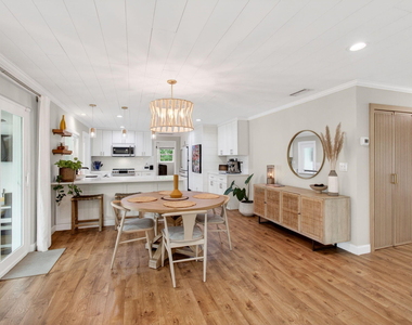 998 Sw 7th Street - Photo Thumbnail 73