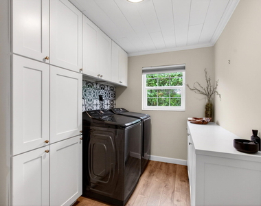 998 Sw 7th Street - Photo Thumbnail 36