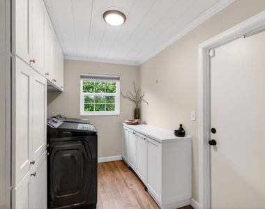 998 Sw 7th Street - Photo Thumbnail 35