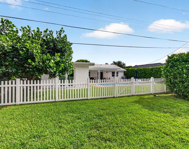 998 Sw 7th Street - Photo Thumbnail 64