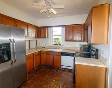 8197 Royal Palm Court - Photo Thumbnail 1