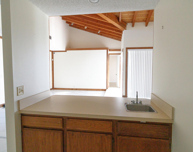 8197 Royal Palm Court - Photo Thumbnail 13