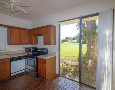 8197 Royal Palm Court - Photo Thumbnail 2