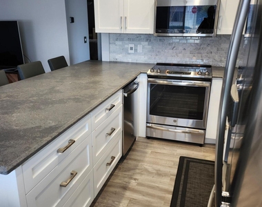 3000 Lake Osborne Drive - Photo Thumbnail 8