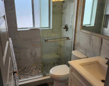3000 Lake Osborne Drive - Photo Thumbnail 13