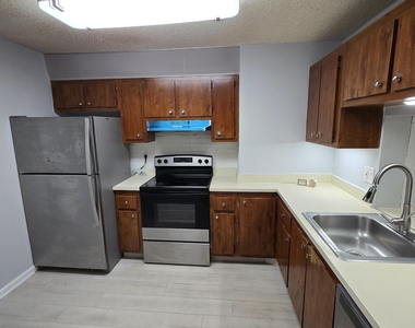 11188 Royal Palm Boulevard - Photo Thumbnail 1