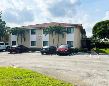 11458 Royal Palm Boulevard - Photo Thumbnail 10