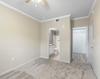 5095 Fairways Circle - Photo Thumbnail 10