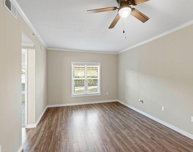 5095 Fairways Circle - Photo Thumbnail 8
