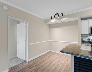 5095 Fairways Circle - Photo Thumbnail 5