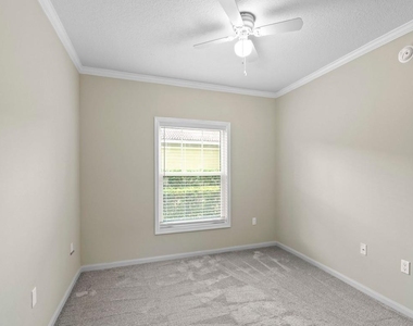 5095 Fairways Circle - Photo Thumbnail 15