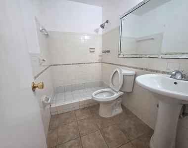2839 Taylor Street - Photo Thumbnail 5