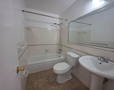 2839 Taylor Street - Photo Thumbnail 11