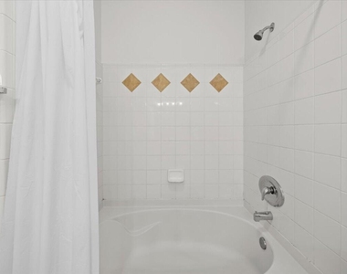 155 Galicia Way - Photo Thumbnail 13
