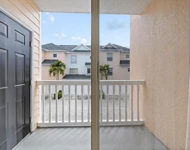 155 Galicia Way - Photo Thumbnail 6