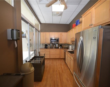 1523 E Hillsboro Boulevard - Photo Thumbnail 14