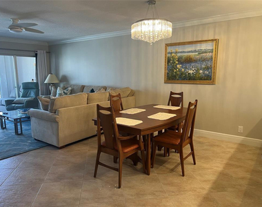 1523 E Hillsboro Boulevard - Photo Thumbnail 5