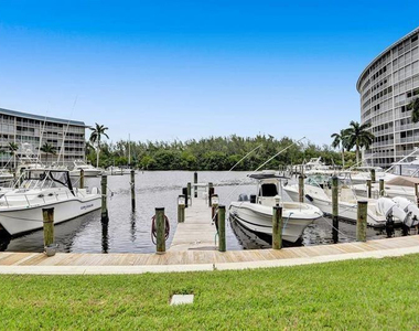 1523 E Hillsboro Boulevard - Photo Thumbnail 11