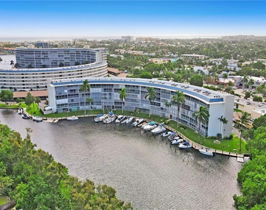 1523 E Hillsboro Boulevard - Photo Thumbnail 7