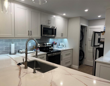 1523 E Hillsboro Boulevard - Photo Thumbnail 22