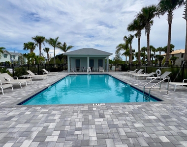 478 Salisbury Circle - Photo Thumbnail 20