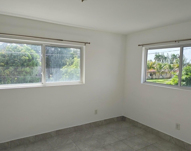 2719 Lincoln Street - Photo Thumbnail 2